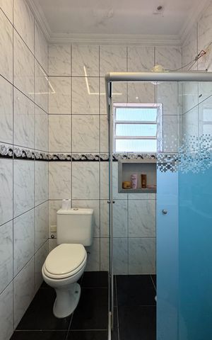 Casa à venda com 254m², 3 quartos e 4 vagas Casa à venda com 254m², 3 quartos e 4 vagasBanheiro Social