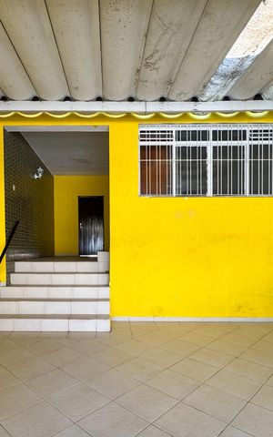 Casa à venda com 254m², 3 quartos e 4 vagas Casa à venda com 254m², 3 quartos e 4 vagasGaragem