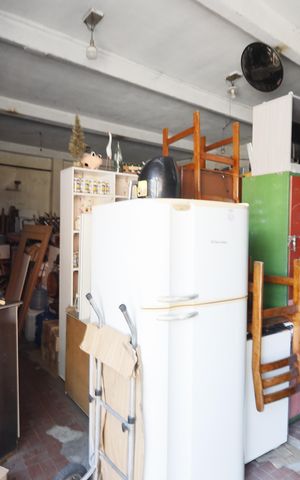 Casa à venda com 448m², 3 quartos e 3 vagasSalão / Garagem