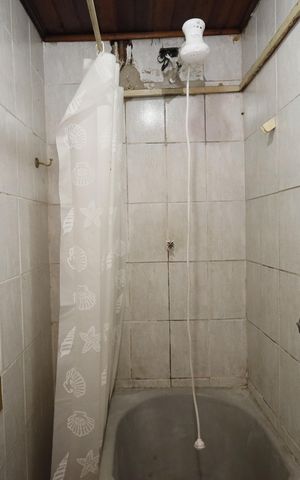 Casa à venda com 448m², 3 quartos e 3 vagasBanheiro da Suíte 1