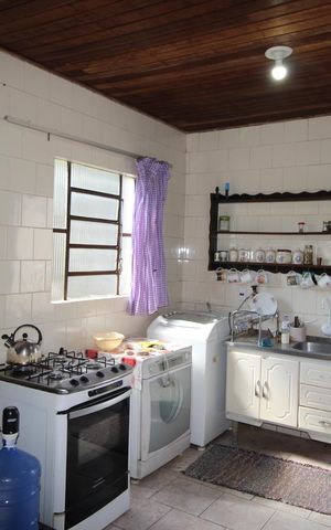 Casa à venda com 90m², 2 quartos e 8 vagasSala/Cozinha