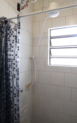 Casa à venda com 90m², 2 quartos e 8 vagasCloset da suíte 2