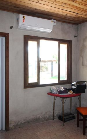 Casa à venda com 90m², 2 quartos e 8 vagasSuíte 1