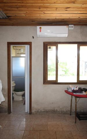 Casa à venda com 90m², 2 quartos e 8 vagasSuíte 1