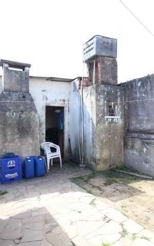 Casa à venda com 90m², 2 quartos e 8 vagasQuintal