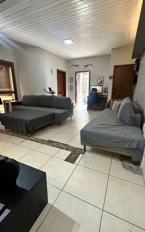 Apartamento à venda com 100m², 2 quartos e 1 vaga Apartamento à venda com 100m², 2 quartos e 1 vagaSala