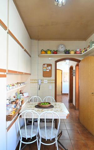 Apartamento à venda com 220m², 4 quartos e 3 vagasCozinha