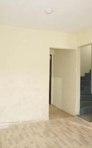 Casa à venda com 120m², 3 quartos e 1 vaga Casa à venda com 120m², 3 quartos e 1 vagaCasa 2