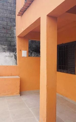 Casa à venda com 120m², 3 quartos e 1 vaga Casa à venda com 120m², 3 quartos e 1 vagaÁrea externa