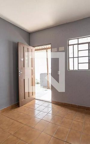 Casa à venda com 120m², 3 quartos e 1 vaga Casa à venda com 120m², 3 quartos e 1 vagaCasa 1