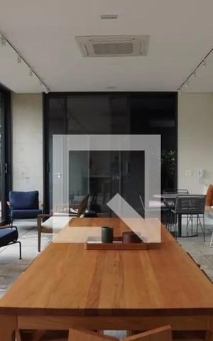 Apartamento para alugar com 32m², 1 quarto e sem vaga