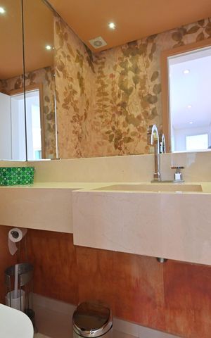 Apartamento à venda com 205m², 3 quartos e 4 vagasLavabo