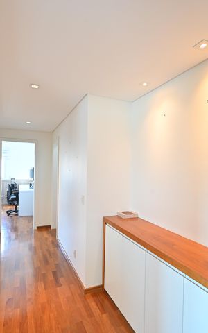 Apartamento à venda com 205m², 3 quartos e 4 vagasCorredor