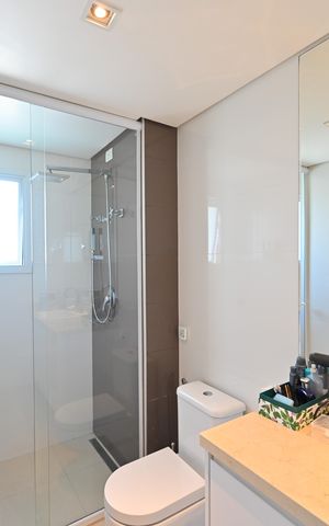 Apartamento à venda com 205m², 3 quartos e 4 vagasBanheiro da Suíte 2