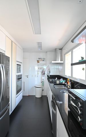 Apartamento à venda com 205m², 3 quartos e 4 vagasCozinha