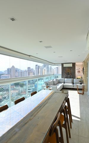 Apartamento à venda com 205m², 3 quartos e 4 vagasVaranda Gourmet