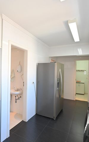 Apartamento à venda com 205m², 3 quartos e 4 vagasLavanderia