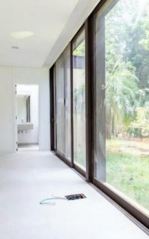Casa à venda com 734m², 5 quartos e 5 vagas