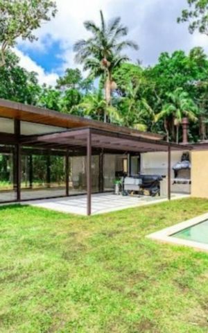 Casa à venda com 734m², 5 quartos e 5 vagas