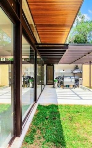 Casa à venda com 734m², 5 quartos e 5 vagas