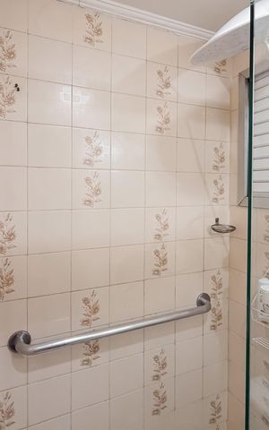 Apartamento à venda com 67m², 3 quartos e 1 vaga Apartamento à venda com 67m², 3 quartos e 1 vagaBanheiro Social