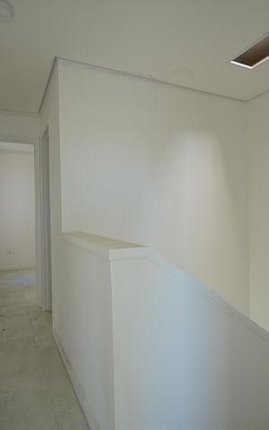 Casa de condomínio à venda com 120m², 3 quartos e 2 vagasCorredor