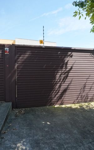 Casa de condomínio à venda com 120m², 3 quartos e 2 vagasGaragem