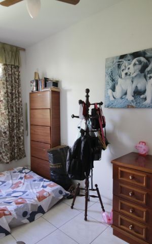 Casa à venda com 142m², 4 quartos e 1 vagaCloset