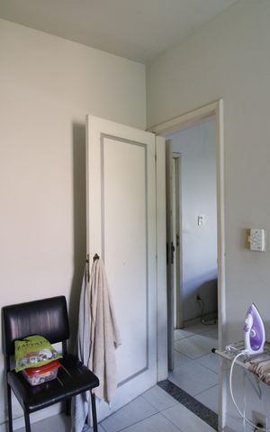 Casa à venda com 142m², 4 quartos e 1 vagaCloset