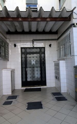 Apartamento à venda com 55m², 2 quartos e sem vagaFachada e portaria