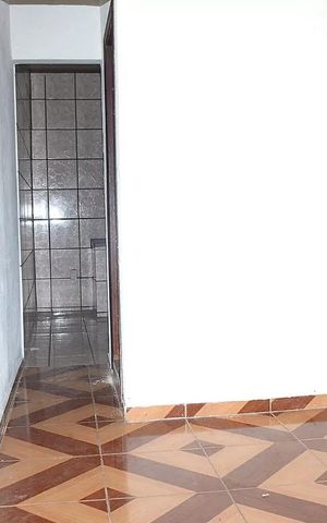 Casa para alugar com 46m², 1 quarto e sem vaga