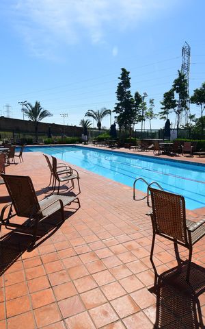 Casa de condomínio para alugar com 310m², 3 quartos e 4 vagasÁrea comum - Piscina