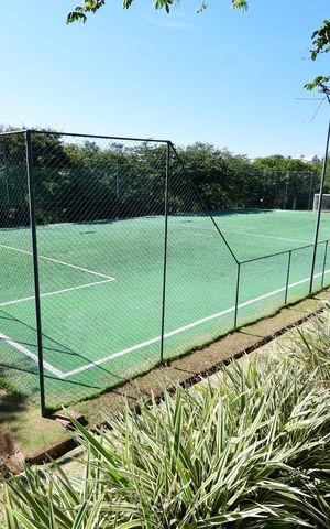 Casa de condomínio para alugar com 310m², 3 quartos e 4 vagasCampo de Futebol