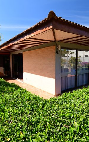 Casa de condomínio para alugar com 310m², 3 quartos e 4 vagasÁrea comum - Salão de festas