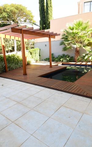 Casa de condomínio para alugar com 310m², 3 quartos e 4 vagasPiscina