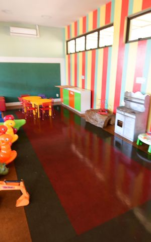 Casa de condomínio para alugar com 310m², 3 quartos e 4 vagasBrinquedoteca