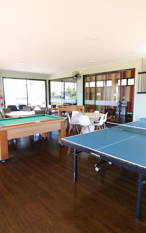 Casa de condomínio para alugar com 310m², 3 quartos e 4 vagasSalão de jogos