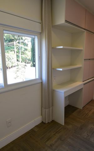 Casa de condomínio para alugar com 310m², 3 quartos e 4 vagasQuarto 2 - Suíte