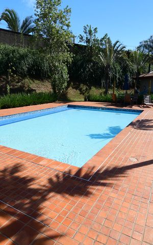 Casa de condomínio para alugar com 310m², 3 quartos e 4 vagasÁrea comum - Piscina