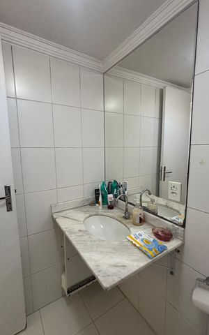 Apartamento à venda com 51m², 2 quartos e 1 vaga Apartamento à venda com 51m², 2 quartos e 1 vagaBanheiro