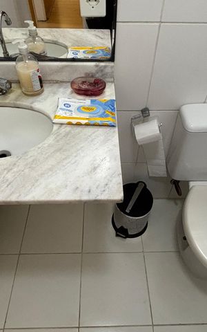 Apartamento à venda com 51m², 2 quartos e 1 vaga Apartamento à venda com 51m², 2 quartos e 1 vagaBanheiro