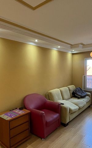 Apartamento à venda com 51m², 2 quartos e 1 vaga Apartamento à venda com 51m², 2 quartos e 1 vagaSala