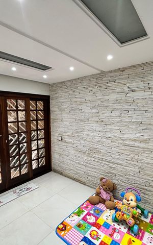 Casa à venda com 150m², 3 quartos e 2 vagas Casa à venda com 150m², 3 quartos e 2 vagasSala de Jantar