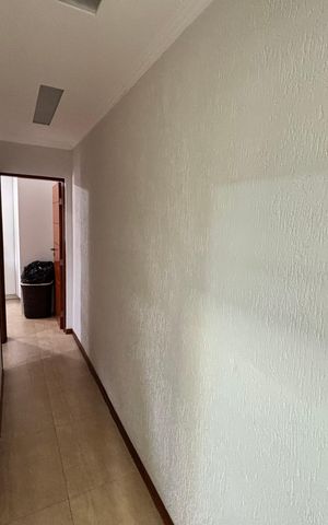 Casa à venda com 150m², 3 quartos e 2 vagas Casa à venda com 150m², 3 quartos e 2 vagasCorredor
