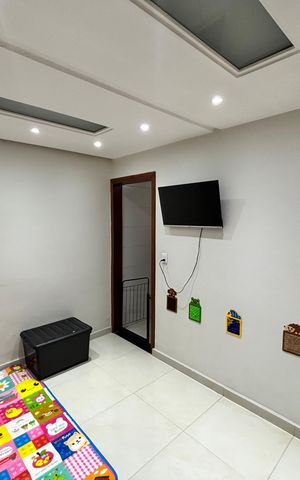 Casa à venda com 150m², 3 quartos e 2 vagas Casa à venda com 150m², 3 quartos e 2 vagasSala de Jantar