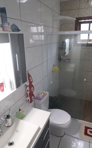 Casa à venda com 186m², 2 quartos e 2 vagasBanheiro