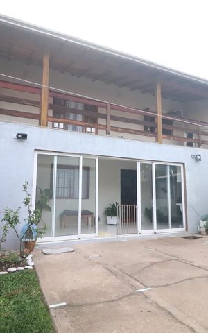 Casa à venda com 186m², 2 quartos e 2 vagasFachada