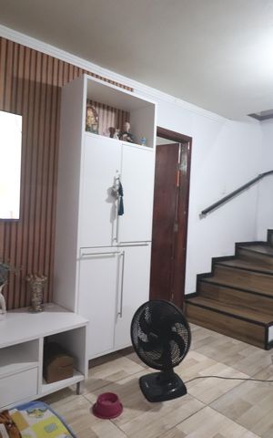 Casa à venda com 186m², 2 quartos e 2 vagasSala térreo