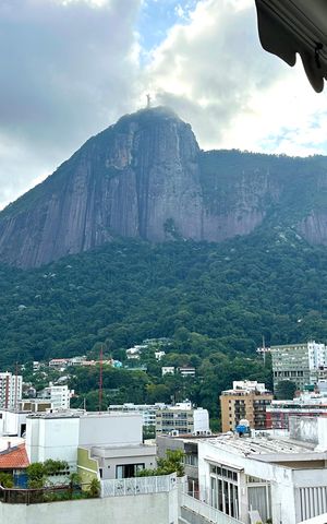 Apartamento à venda com 174m², 4 quartos e 2 vagas