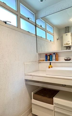 Apartamento à venda com 174m², 4 quartos e 2 vagas